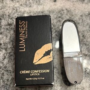 Luminess Creme Confessions Lipstick - Poison Apple - New in Box 4.25g/0.15oz .15